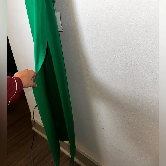 Lovers + Friends Karma Maxi Dress in Kelly Green NWT - Picture 7 of 9